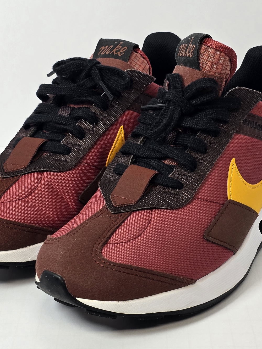 Nike Men’s Maroon & Yellow Low-Top Sneakers